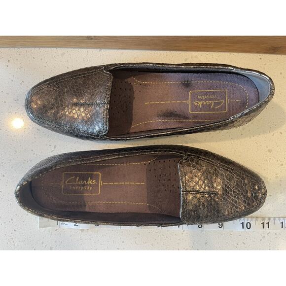 Clarks Everyday Women’s Loafers 7.5M Brown‎ Leather Metallic Faux Snakeskin - Picture 1 of 14